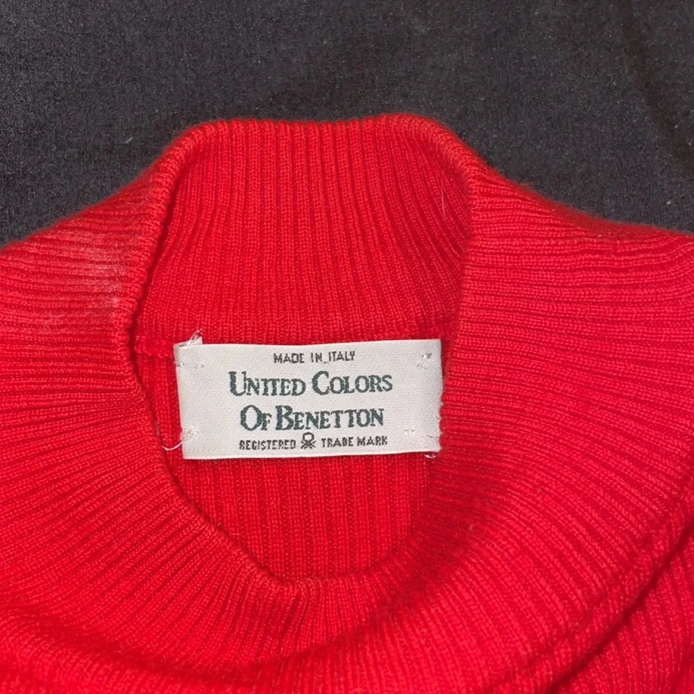 Benetton Sweater - Picture 2 of 5